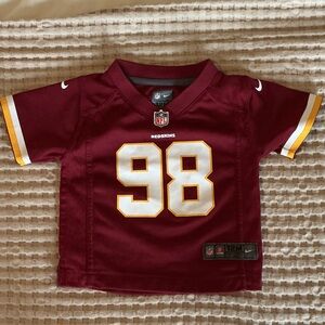 Nike NFL Kids Redskins Football Jersey - 12 M